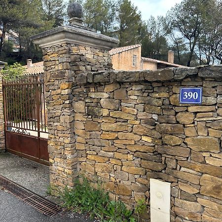 Maison Au Pied De La Sainte Victoire Puyloubier Eksteriør billede